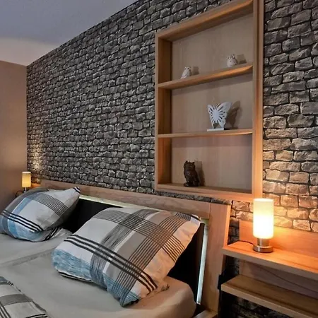 With 8 Bedrooms Nyaraló *